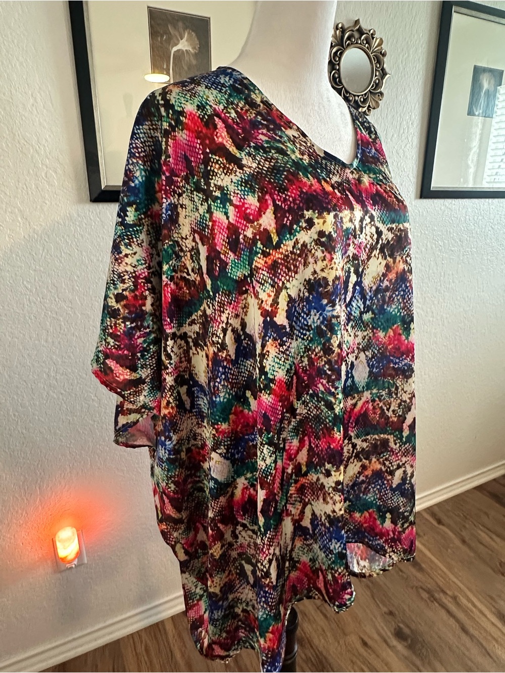 Judith March Colorful Snake Skin Print Tunic Top (oversized)